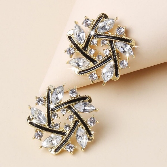 GlitzBlitz Boutique Jewelry - Any 2/$20! Gold & Black w/Crystals Wreath Style Stud Earrings